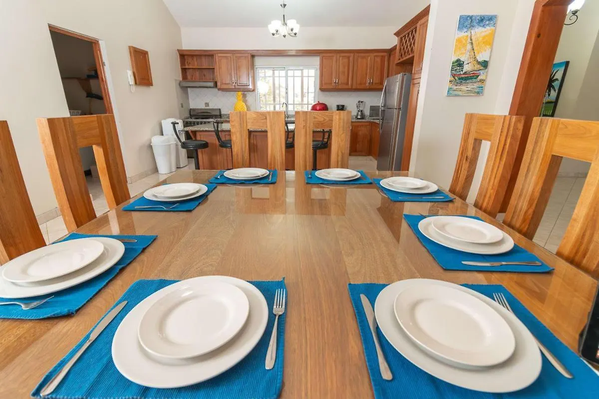 Luxe Comfort 8 Bedroom Villa With Private Pool & Entertainment Sosúa 0*,