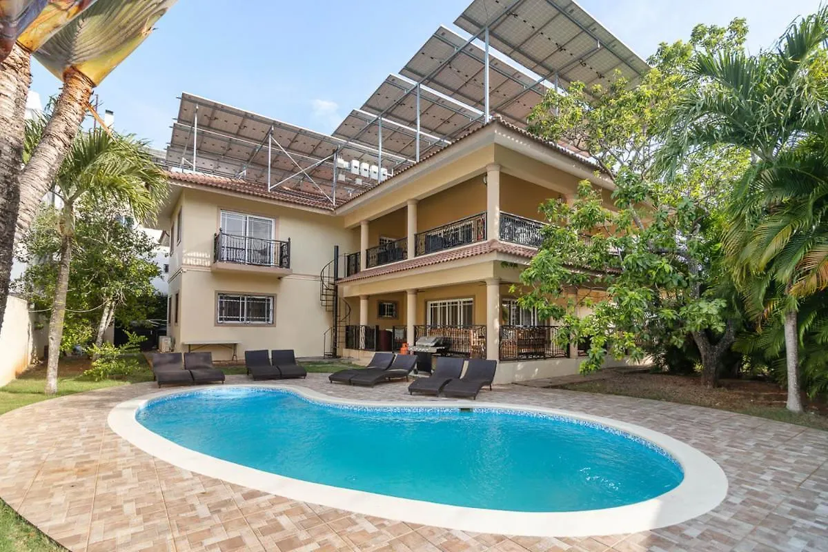 Luxe Comfort 8 Bedroom Villa With Private Pool & Entertainment Sosua